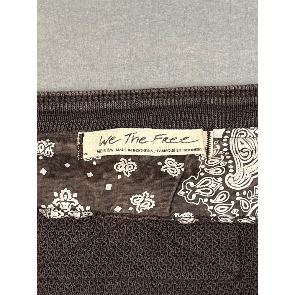 We The Free Henley Thermal Long Sleeve Shirt Distressed Bandana Print Medium - Picture 2 of 10